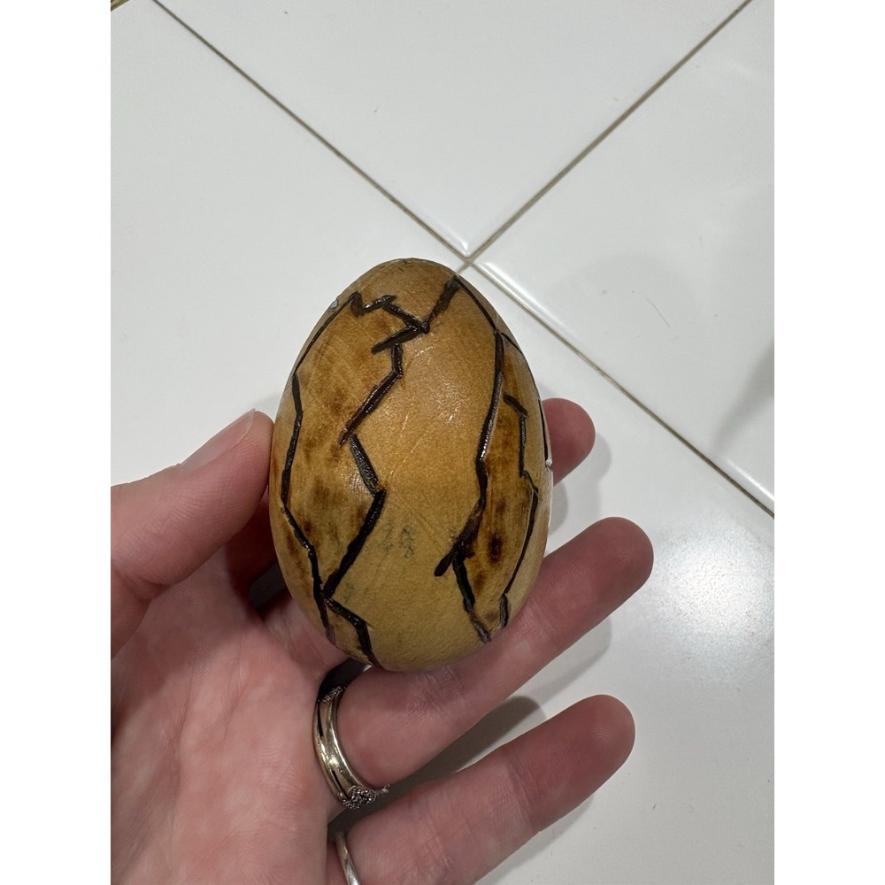 Vintage Hand Carved Wooden Egg Decor  3"‎ Rustic Collectible